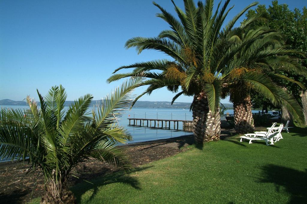 Hotel Eden Sul Lago Bolsena Exterior foto